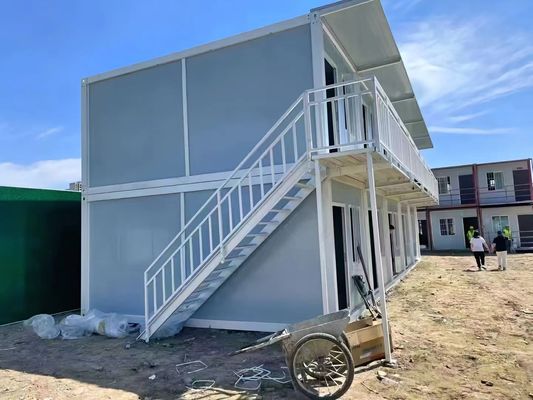 効率的に組み立てられたコンテナハウスで建設プロセスを合理化